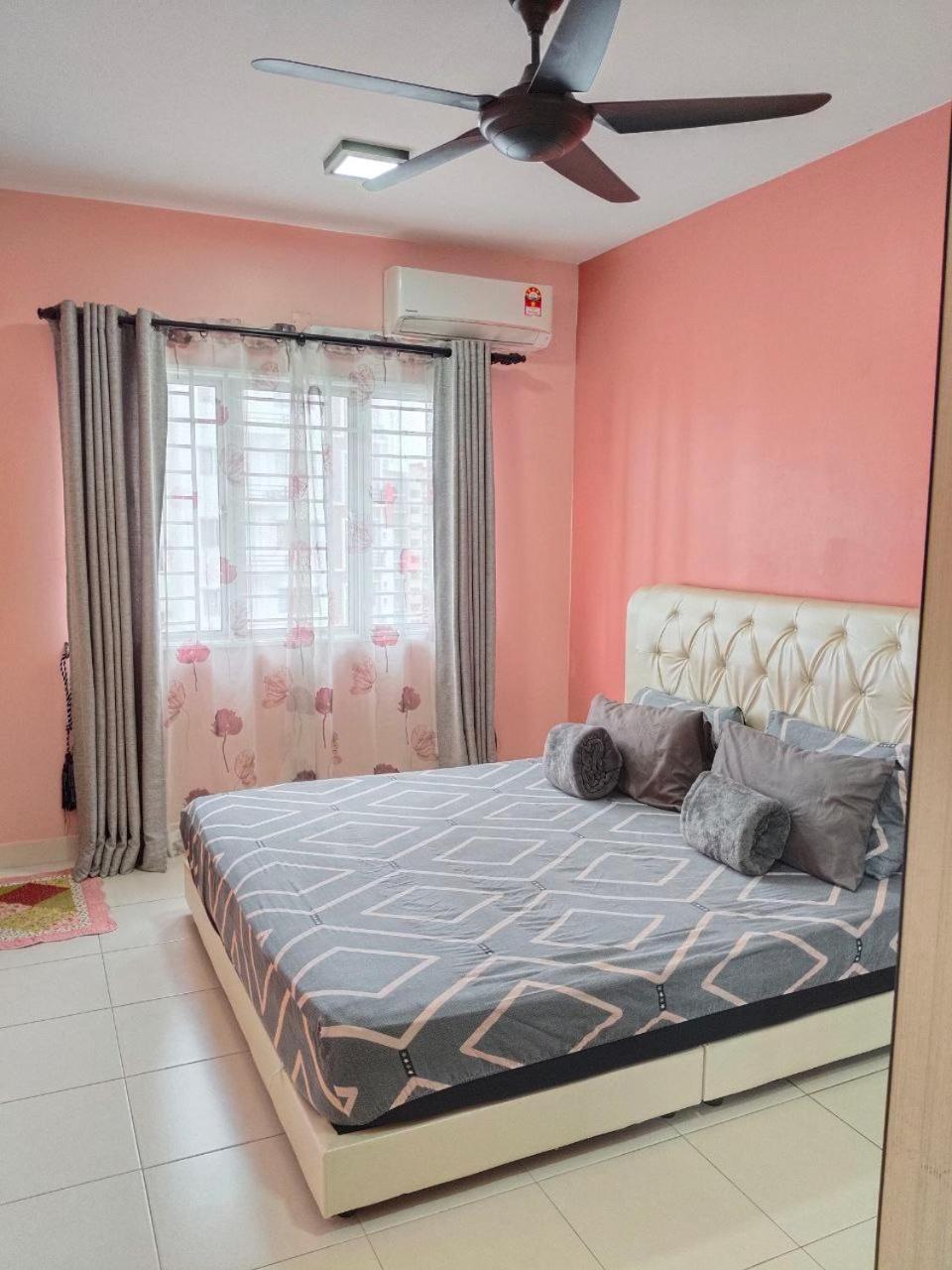 Nena Homestay Setia Alam, Air Conditioned, High Speed Internet Shah Alam Dış mekan fotoğraf